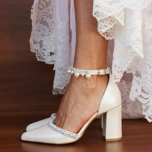 Adiffu Pointed Rhinestone Pearl Fringe Wedding Shoes